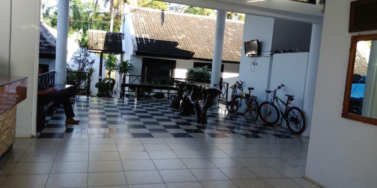 Hotel Gbs Malingping エクステリア 写真